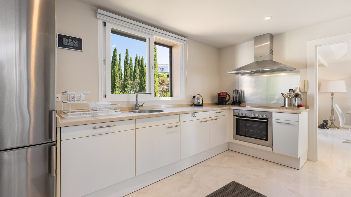 3 Bed Apartment for sale in Doña Julia Costa Del Sol, Málaga, Spain