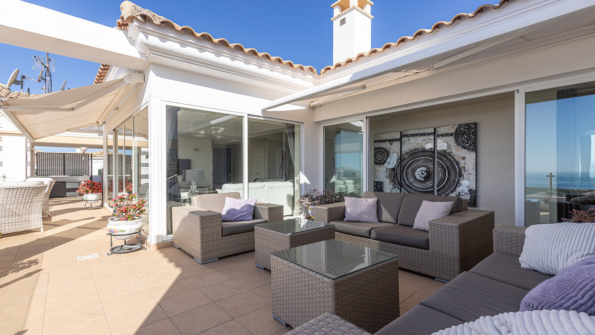 3 Bed Apartment for sale in Doña Julia Costa Del Sol, Málaga, Spain