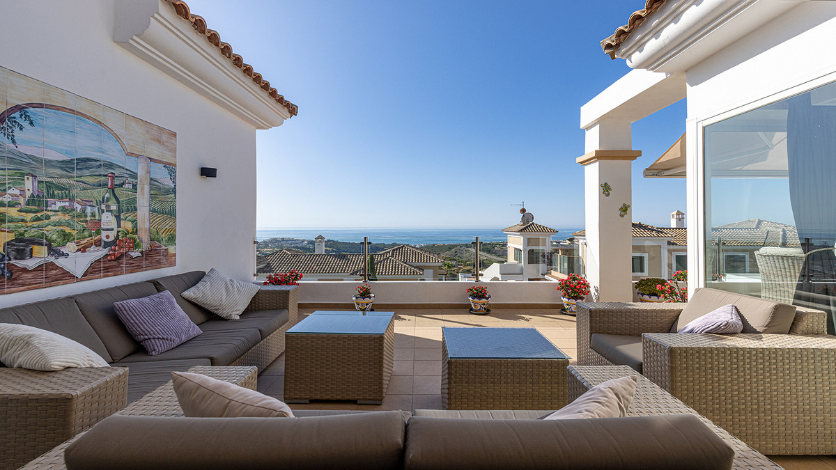 3 Bed Apartment for sale in Doña Julia Costa Del Sol, Málaga, Spain