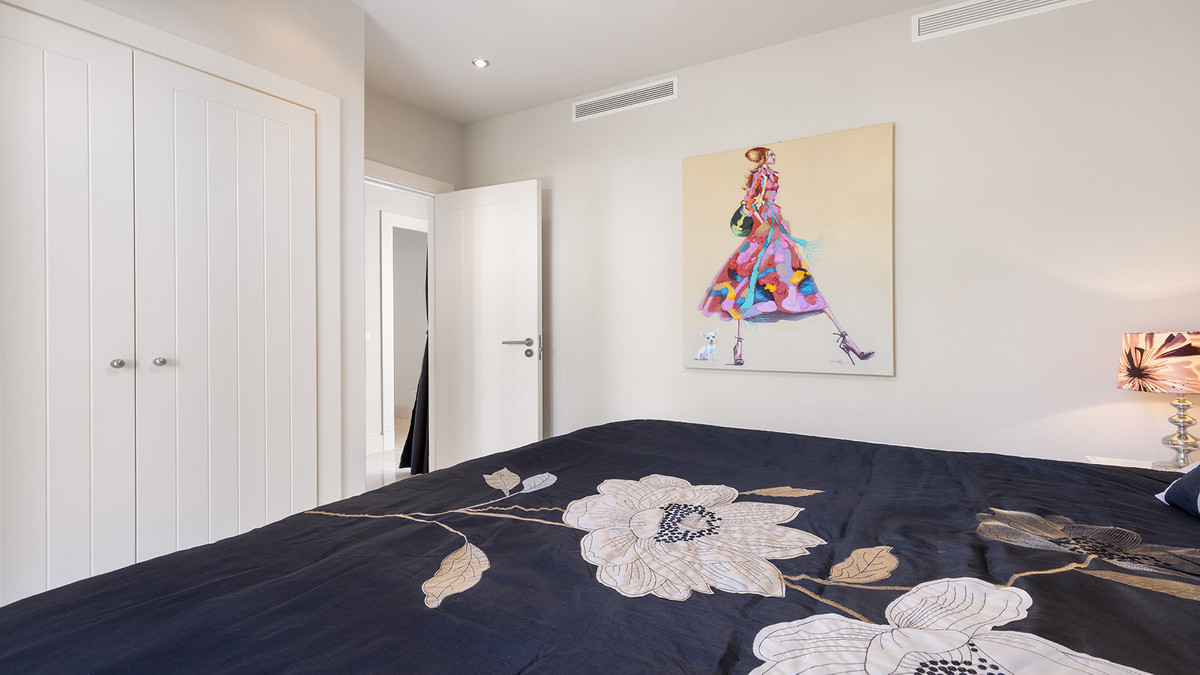 3 Bed Apartment for sale in Doña Julia Costa Del Sol, Málaga, Spain