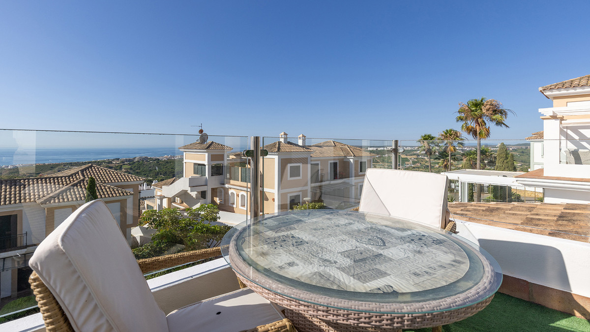 3 Bed Apartment for sale in Doña Julia Costa Del Sol, Málaga, Spain