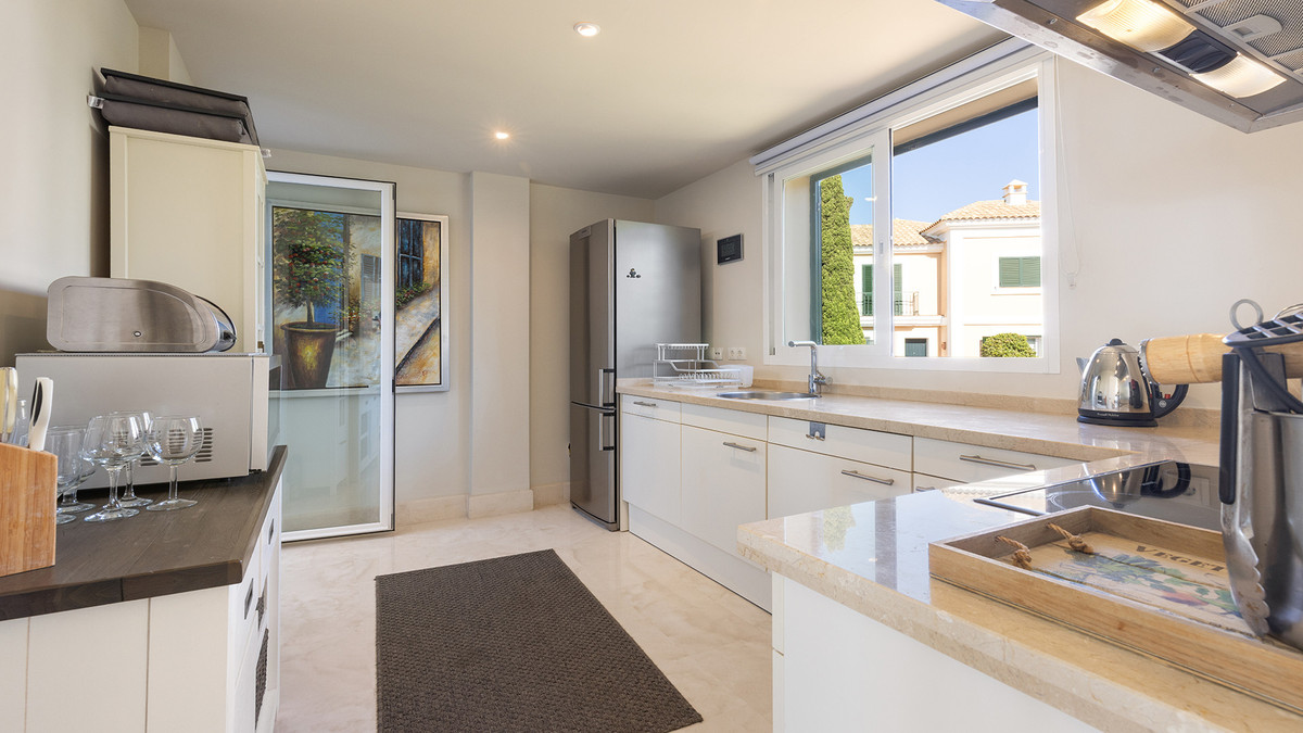 3 Bed Apartment for sale in Doña Julia Costa Del Sol, Málaga, Spain