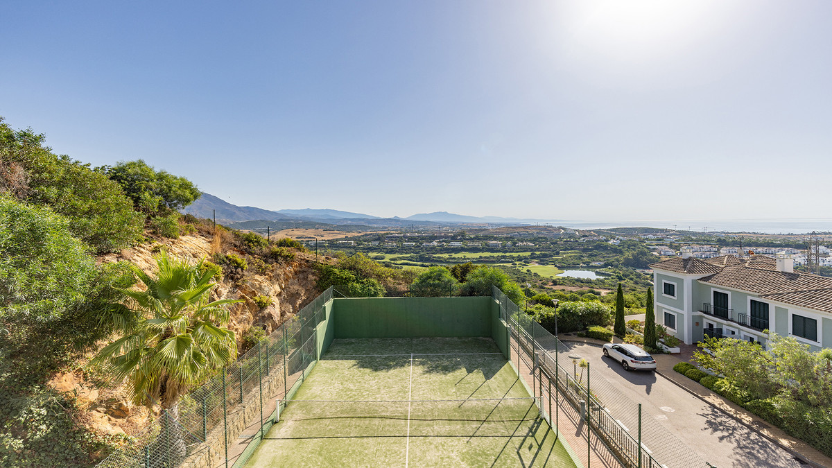 3 Bed Apartment for sale in Doña Julia Costa Del Sol, Málaga, Spain