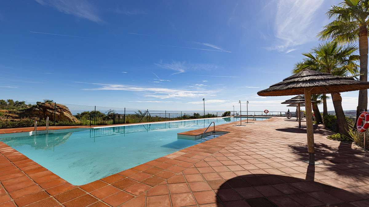 3 Bed Apartment for sale in Doña Julia Costa Del Sol, Málaga, Spain