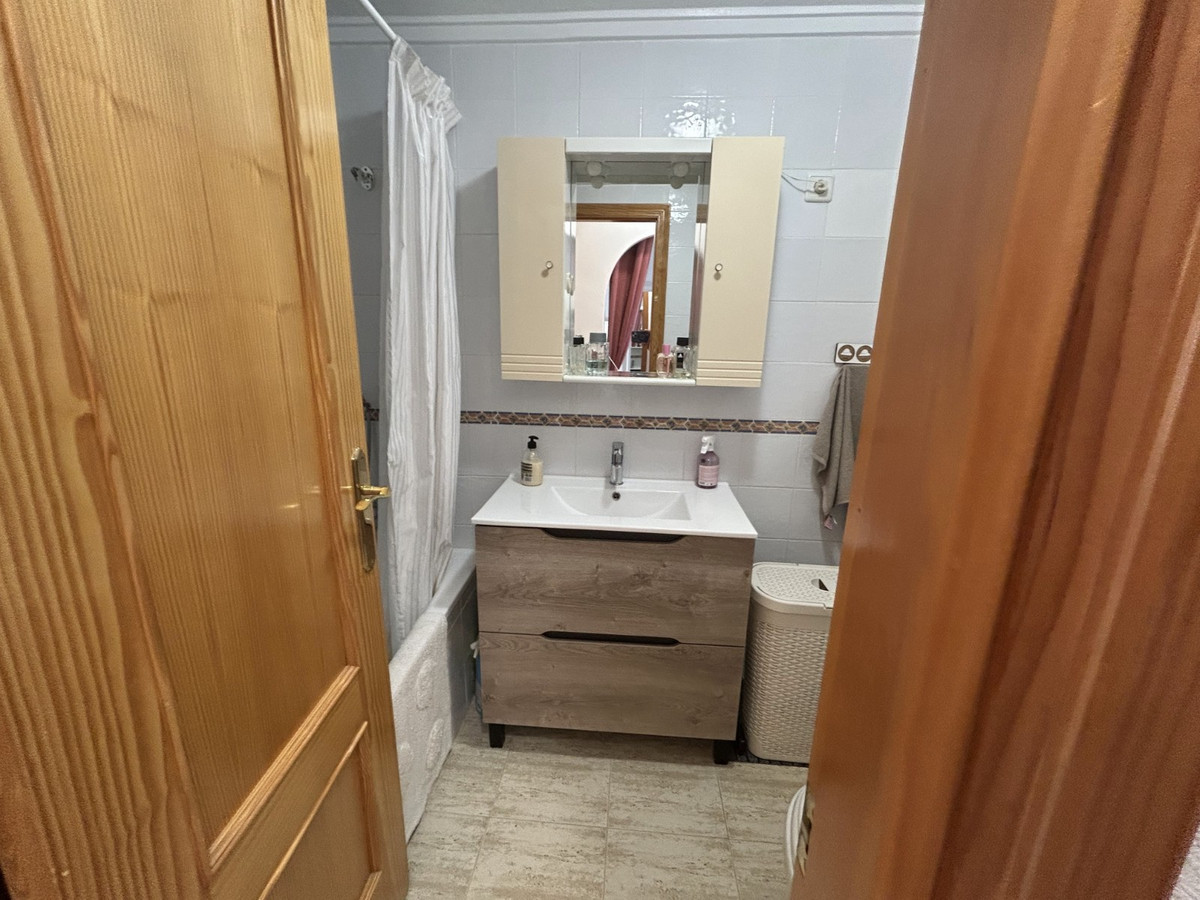 3 Bed Apartment for sale in Villamartin Costa Blanca, Alicante, Spain