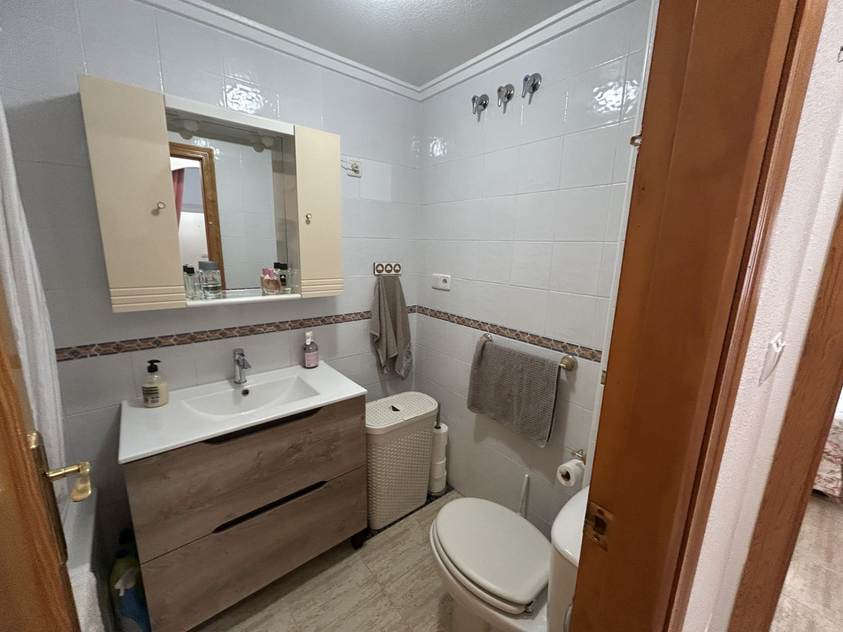 3 Bed Apartment for sale in Villamartin Costa Blanca, Alicante, Spain
