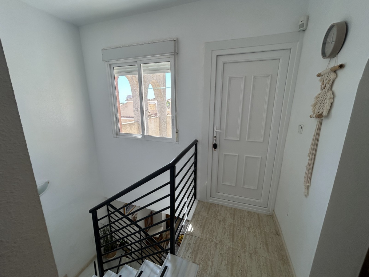 3 Bed Apartment for sale in Villamartin Costa Blanca, Alicante, Spain