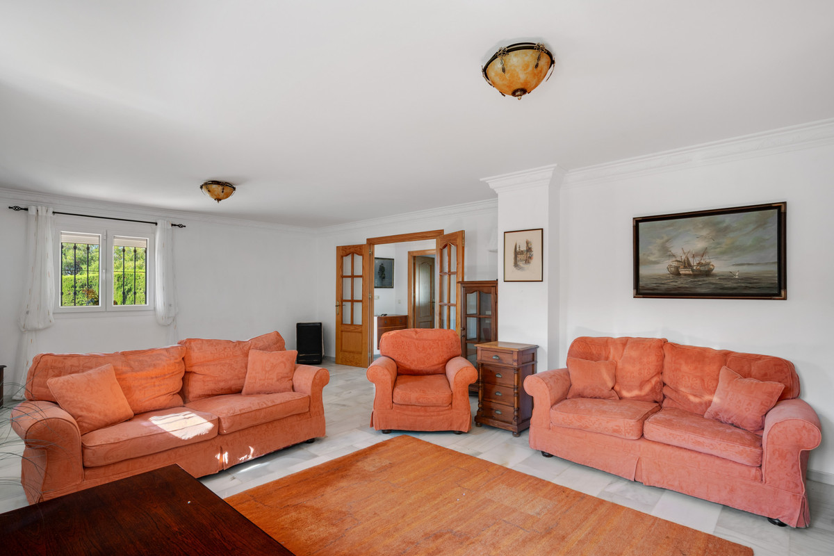 4 Bed Townhouse for sale in Estepona Costa Del Sol, Málaga, Spain