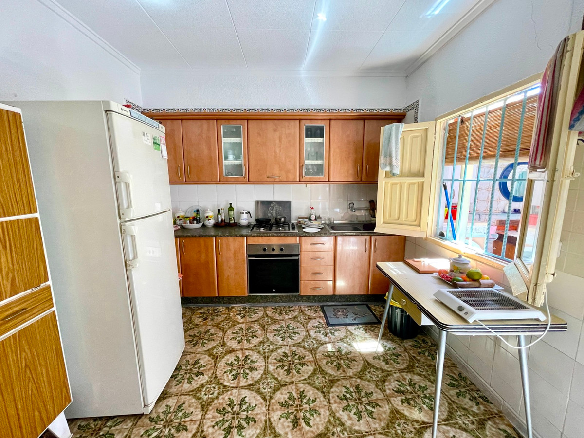 4 Bed Townhouse for sale in Almoradi Costa Blanca, Alicante, Spain