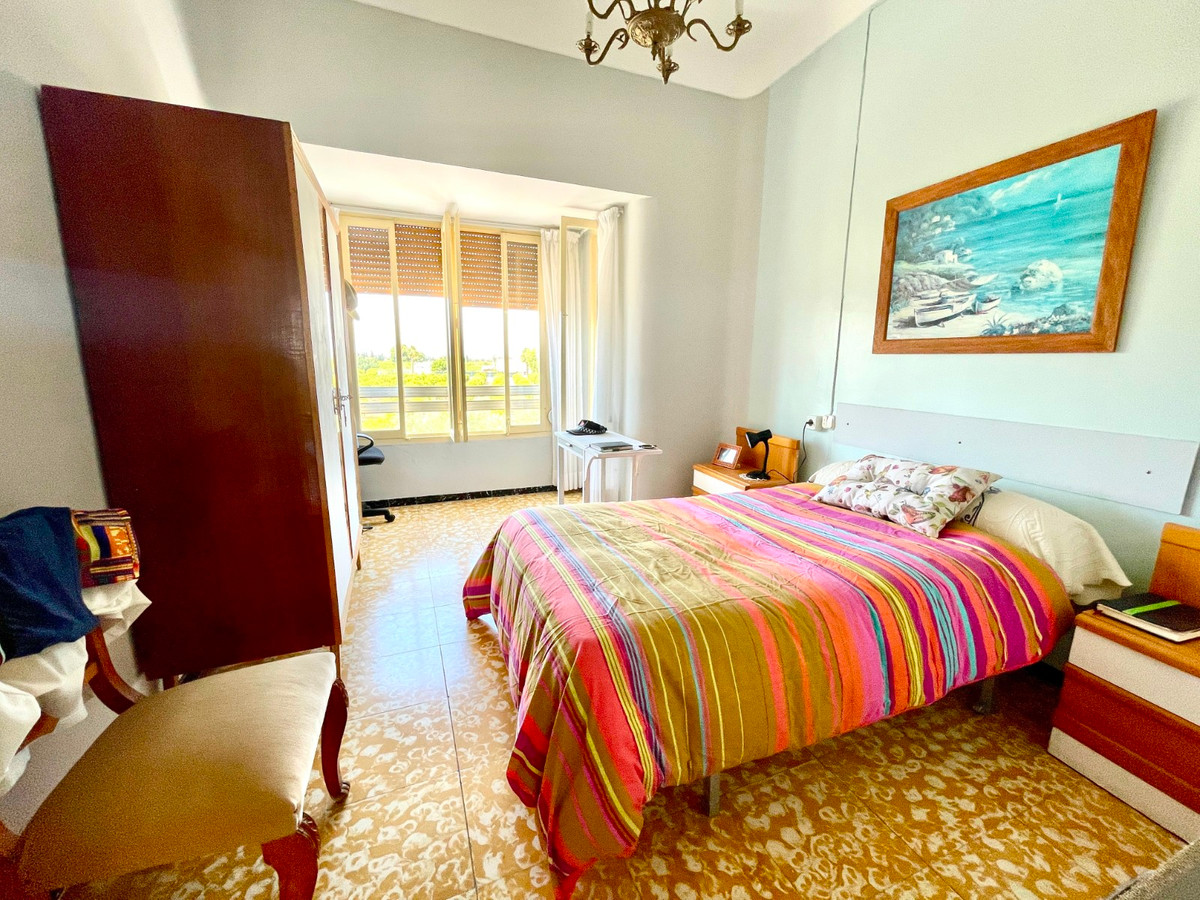 4 Bed Townhouse for sale in Almoradi Costa Blanca, Alicante, Spain