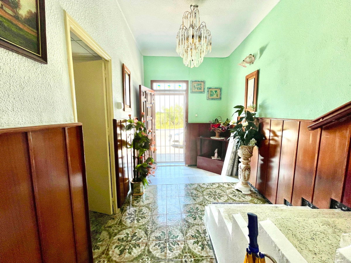 4 Bed Townhouse for sale in Almoradi Costa Blanca, Alicante, Spain