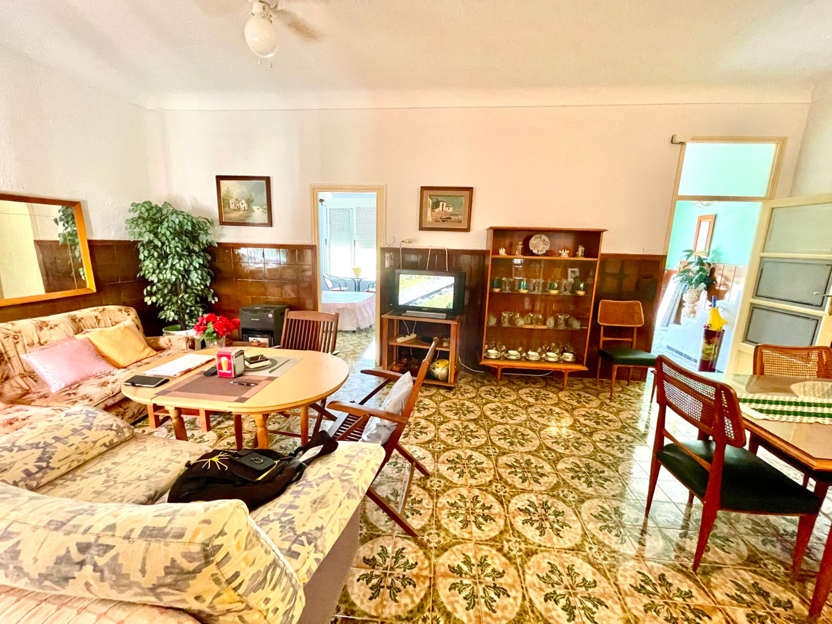 4 Bed Townhouse for sale in Almoradi Costa Blanca, Alicante, Spain