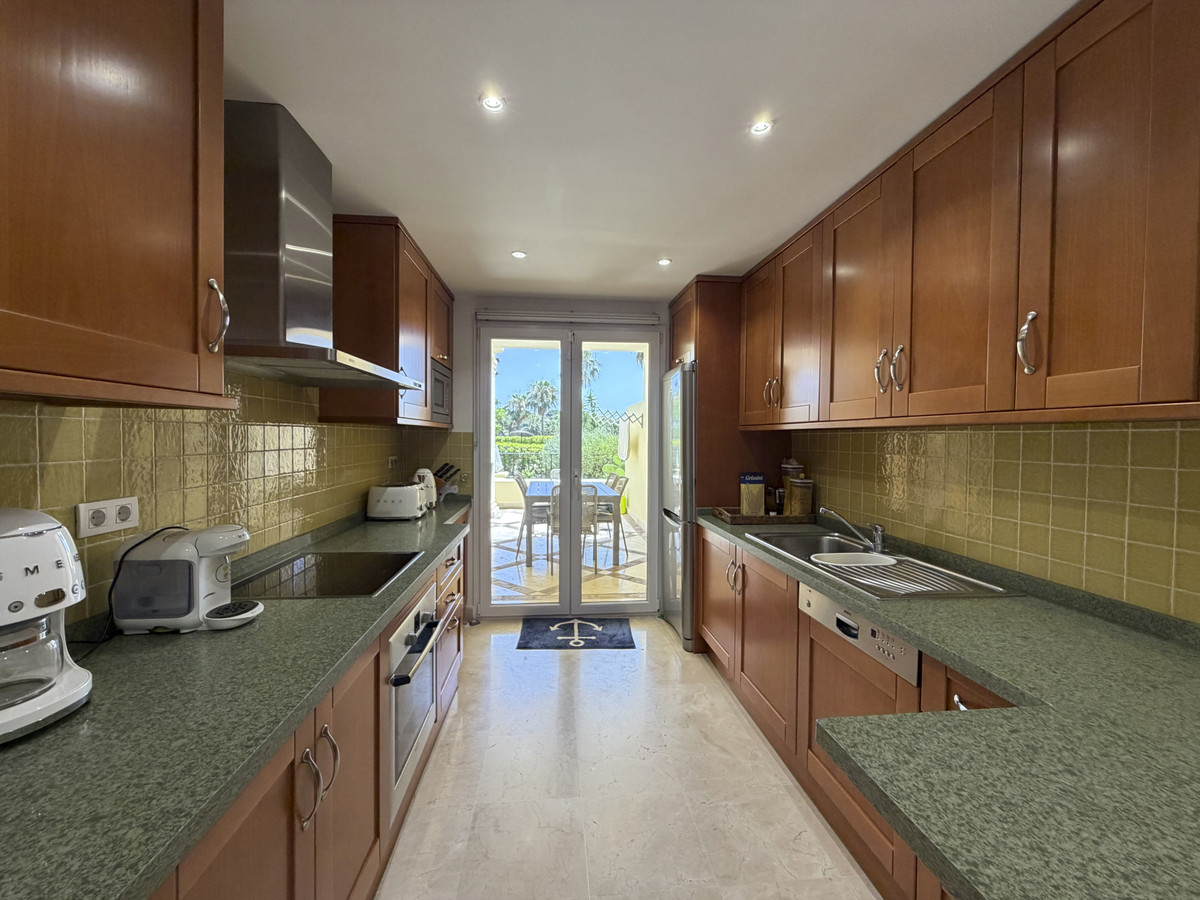 3 Bed Apartment for sale in Casares Costa Del Sol, Málaga, Spain