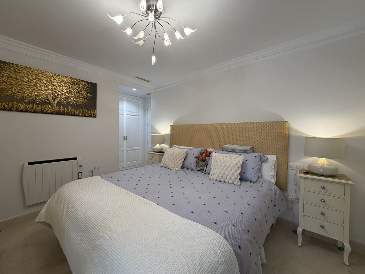 3 Bed Apartment for sale in Casares Costa Del Sol, Málaga, Spain