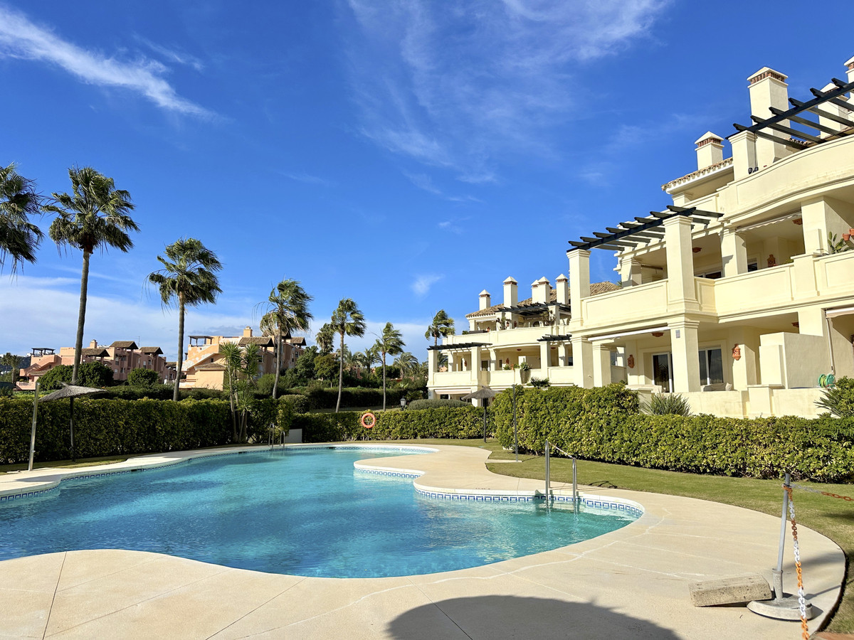 3 Bed Apartment for sale in Casares Costa Del Sol, Málaga, Spain