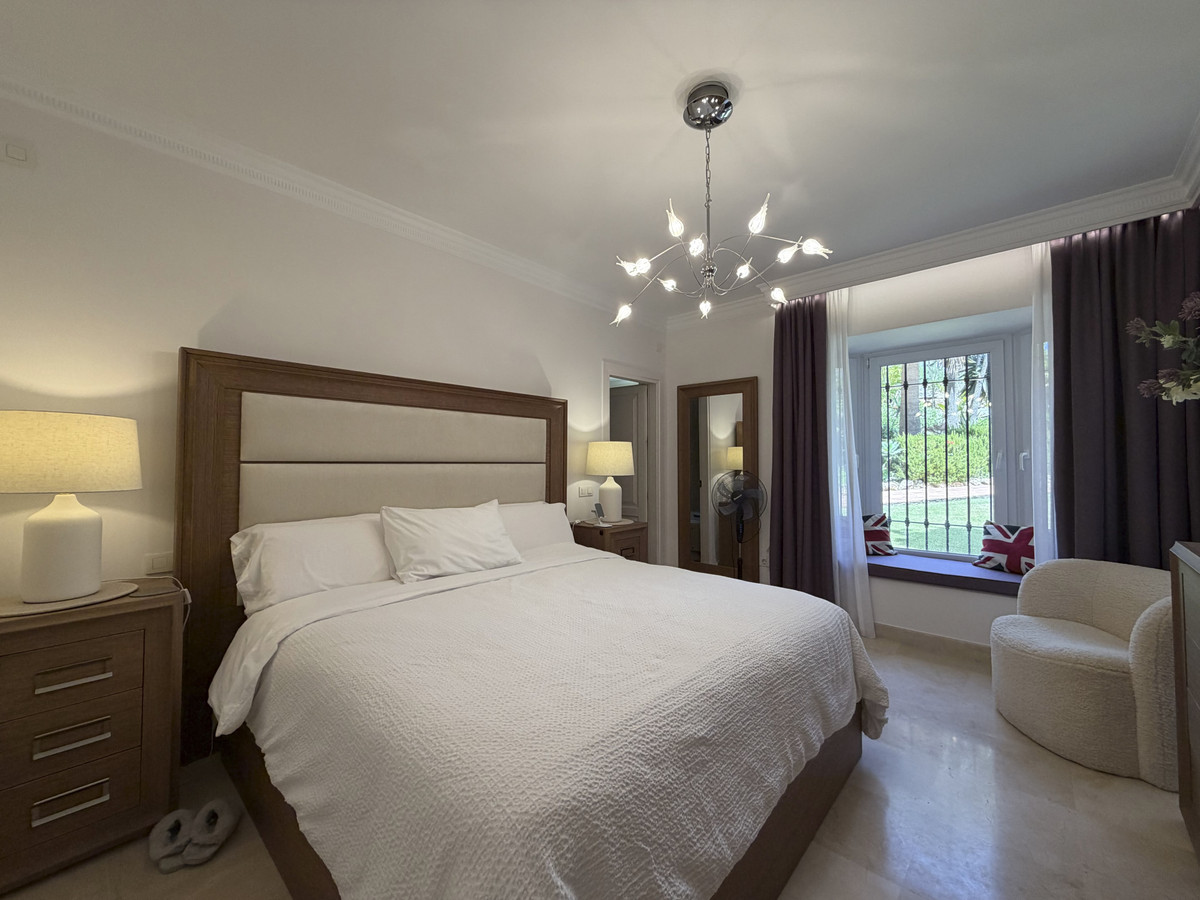 3 Bed Apartment for sale in Casares Costa Del Sol, Málaga, Spain