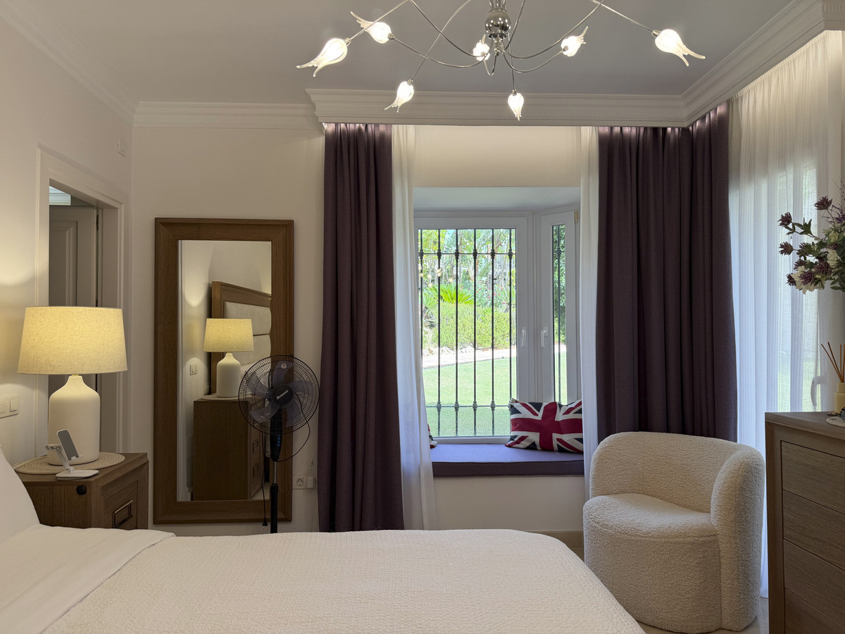 3 Bed Apartment for sale in Casares Costa Del Sol, Málaga, Spain