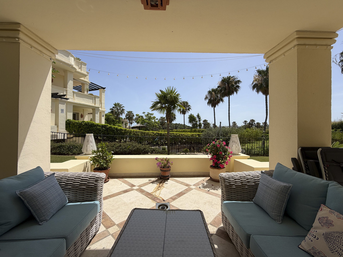 3 Bed Apartment for sale in Casares Costa Del Sol, Málaga, Spain