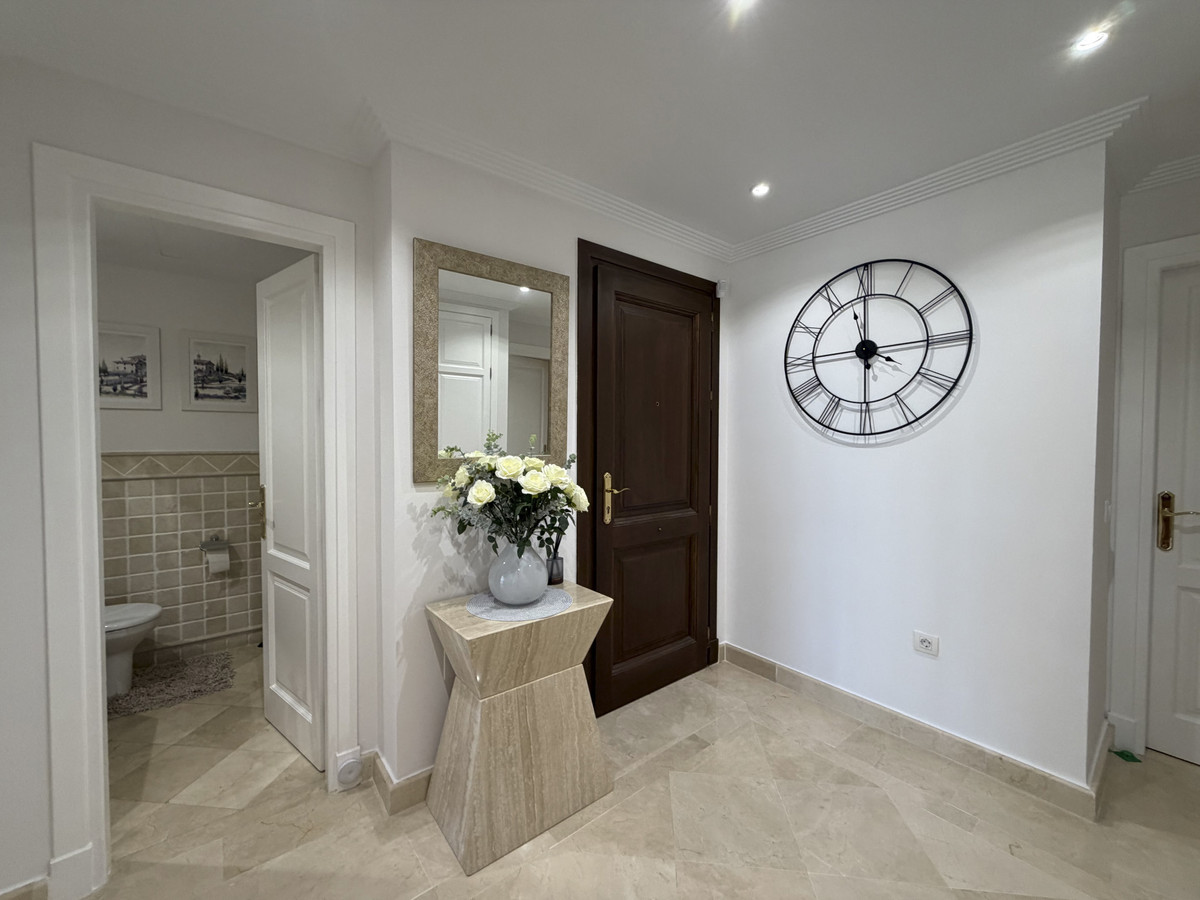 3 Bed Apartment for sale in Casares Costa Del Sol, Málaga, Spain