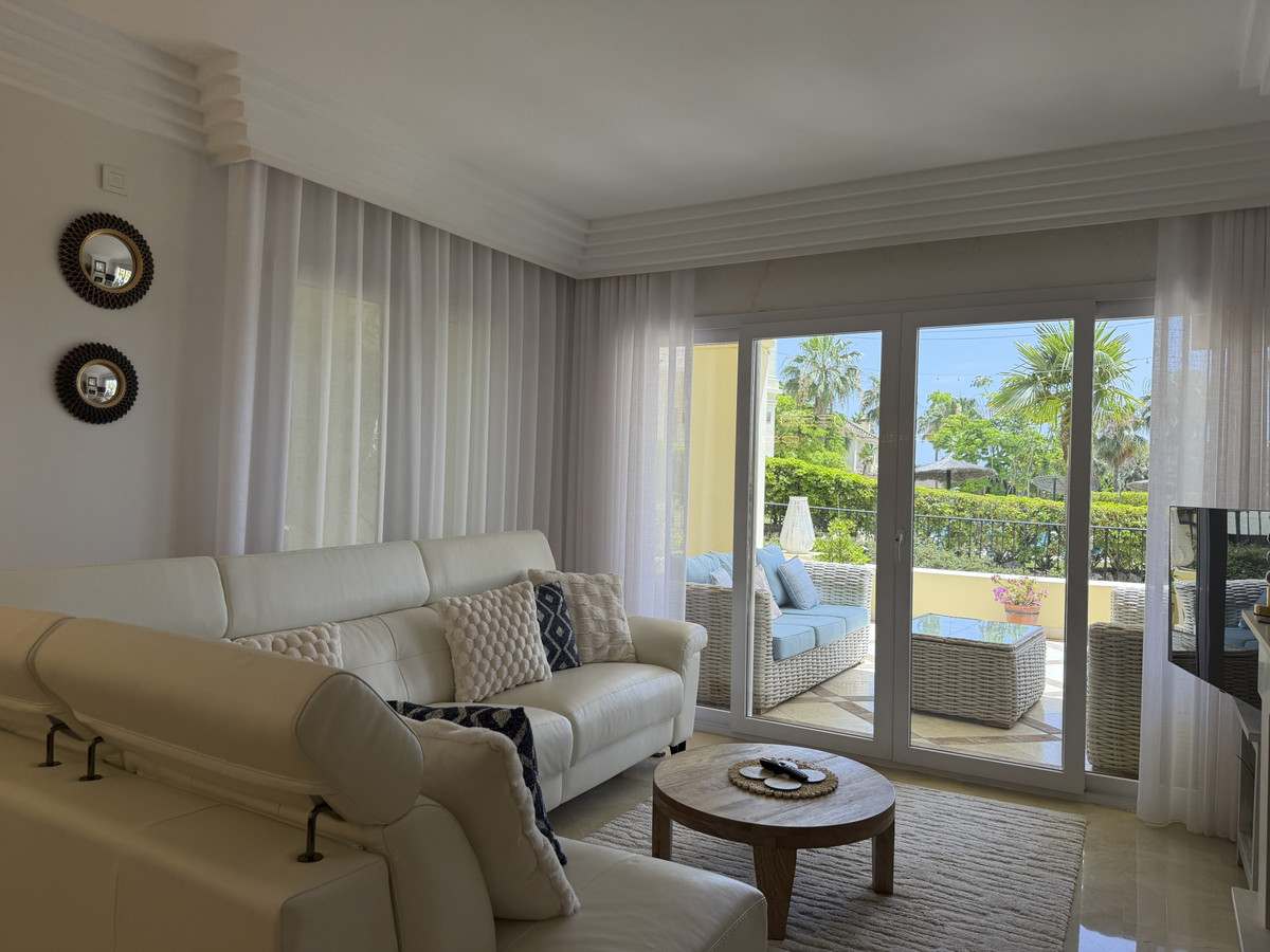 3 Bed Apartment for sale in Casares Costa Del Sol, Málaga, Spain