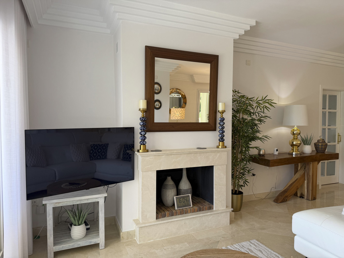 3 Bed Apartment for sale in Casares Costa Del Sol, Málaga, Spain