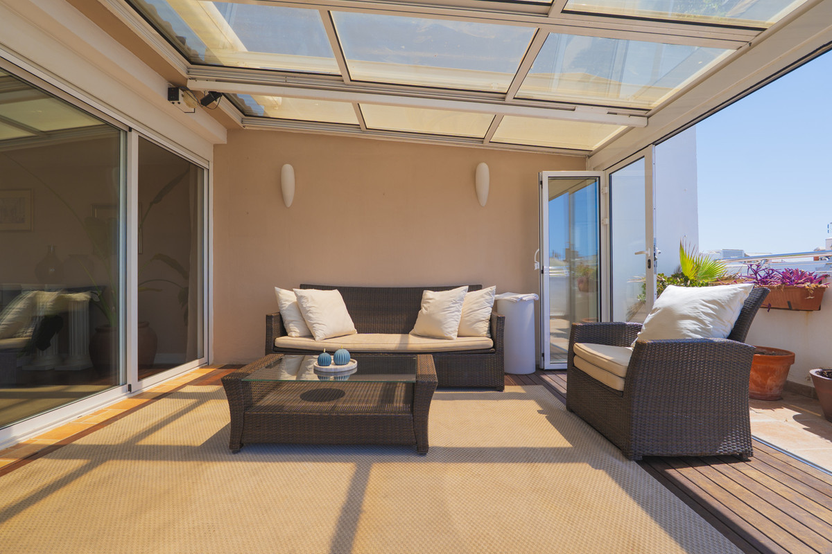 2 Bed Apartment for sale in La Carihuela Costa Del Sol, Málaga, Spain