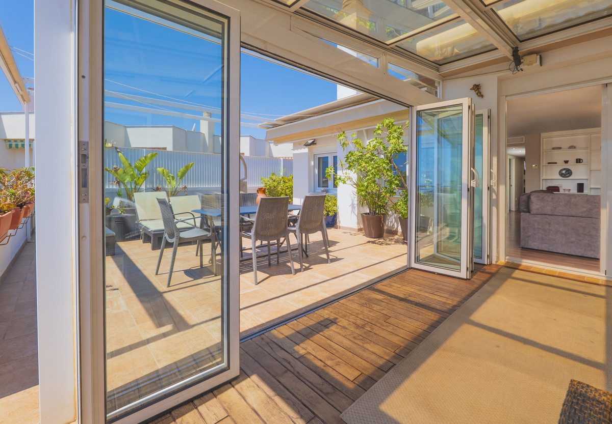 2 Bed Apartment for sale in La Carihuela Costa Del Sol, Málaga, Spain