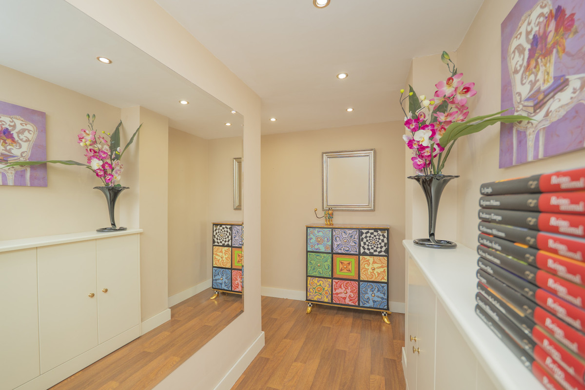 2 Bed Apartment for sale in La Carihuela Costa Del Sol, Málaga, Spain