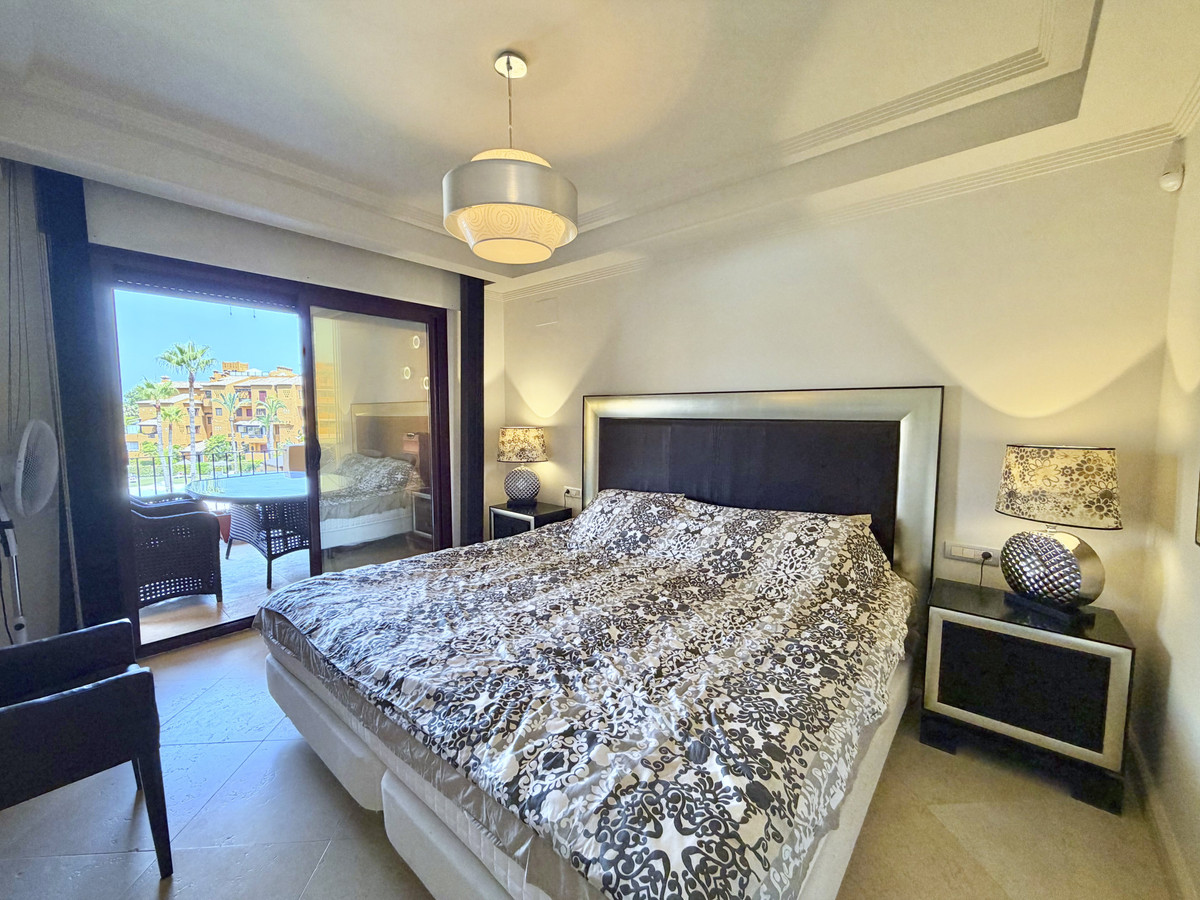 2 Bed Apartment for sale in Estepona Costa Del Sol, Málaga, Spain