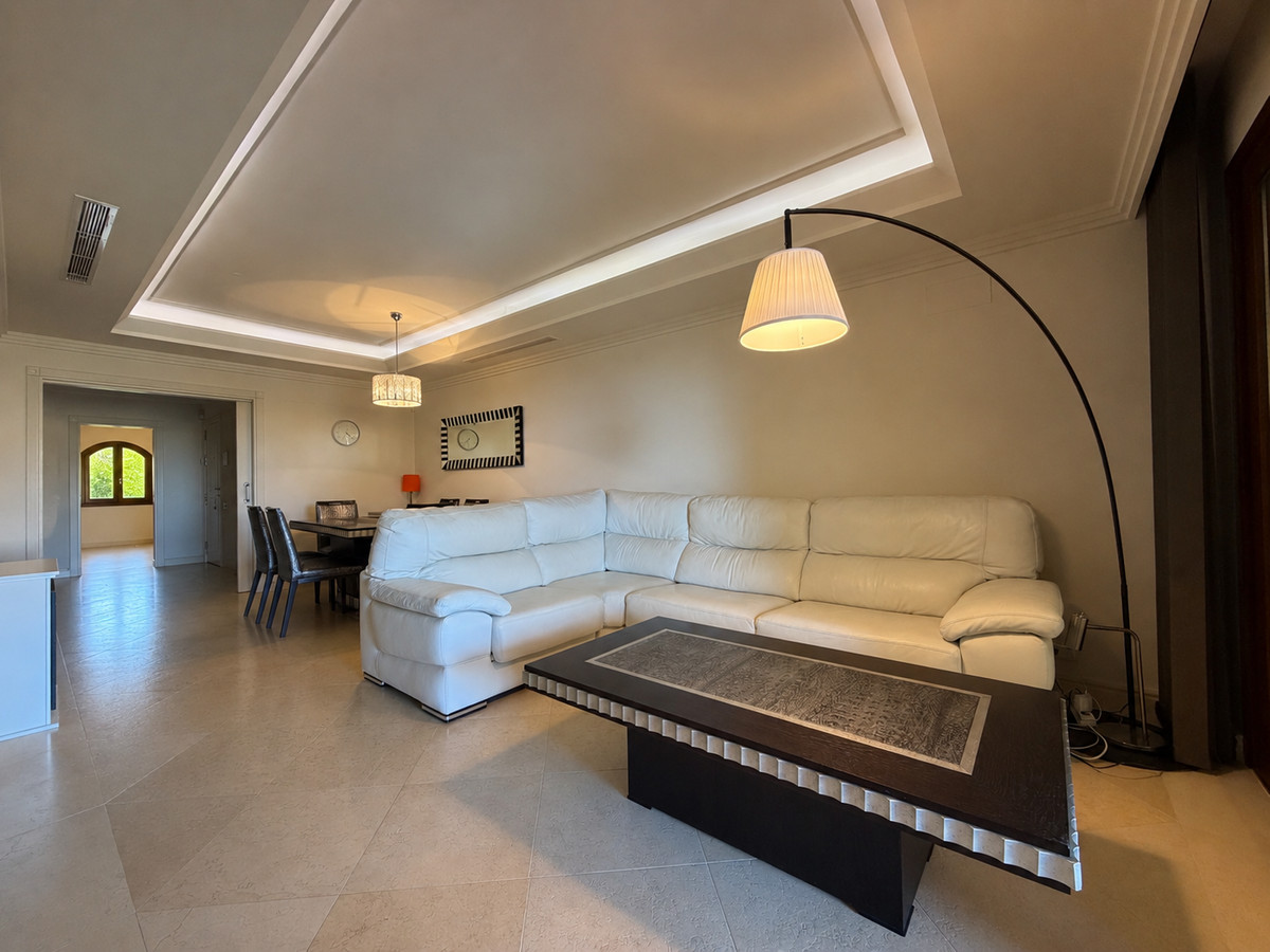 2 Bed Apartment for sale in Estepona Costa Del Sol, Málaga, Spain
