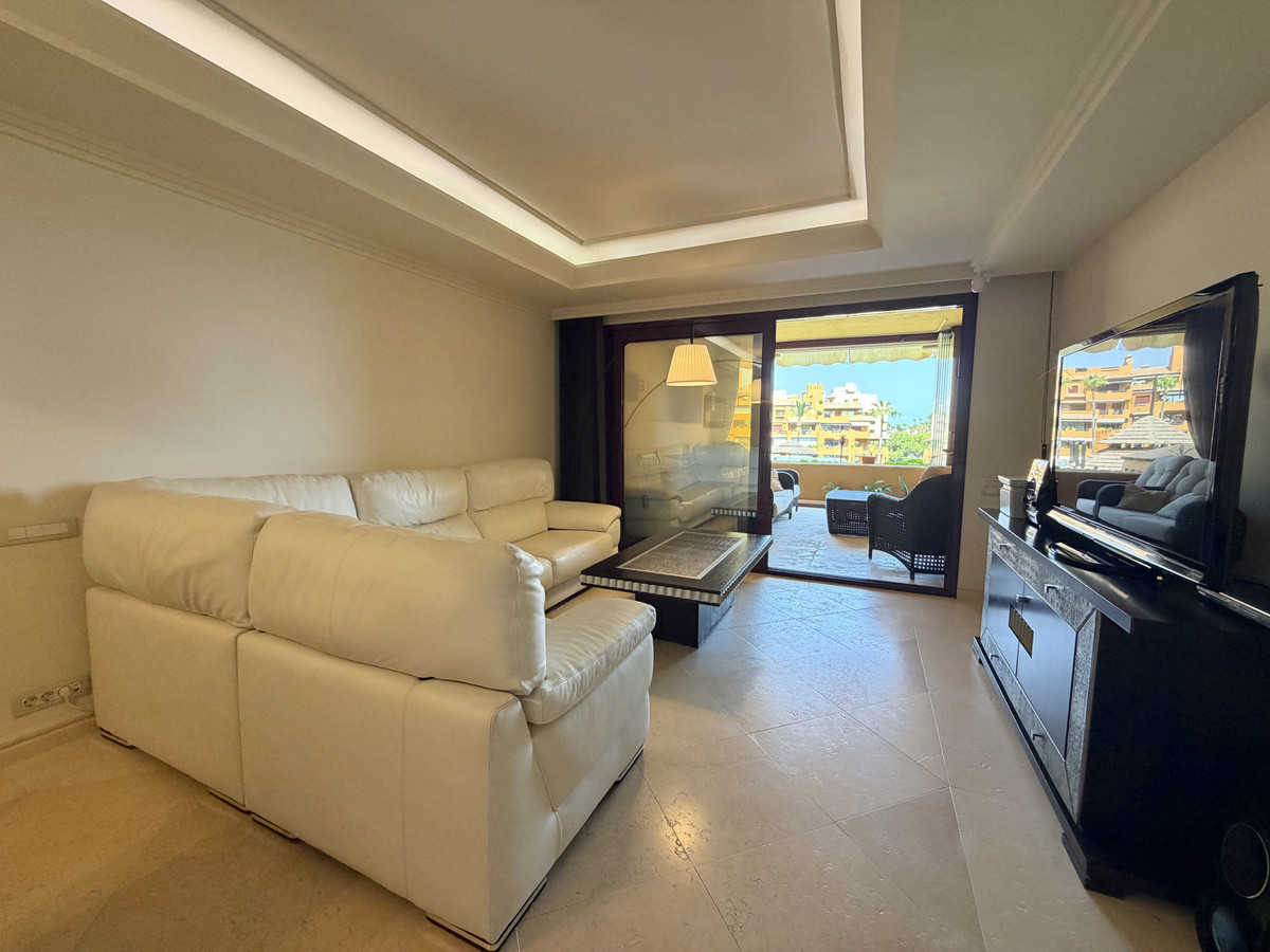 2 Bed Apartment for sale in Estepona Costa Del Sol, Málaga, Spain