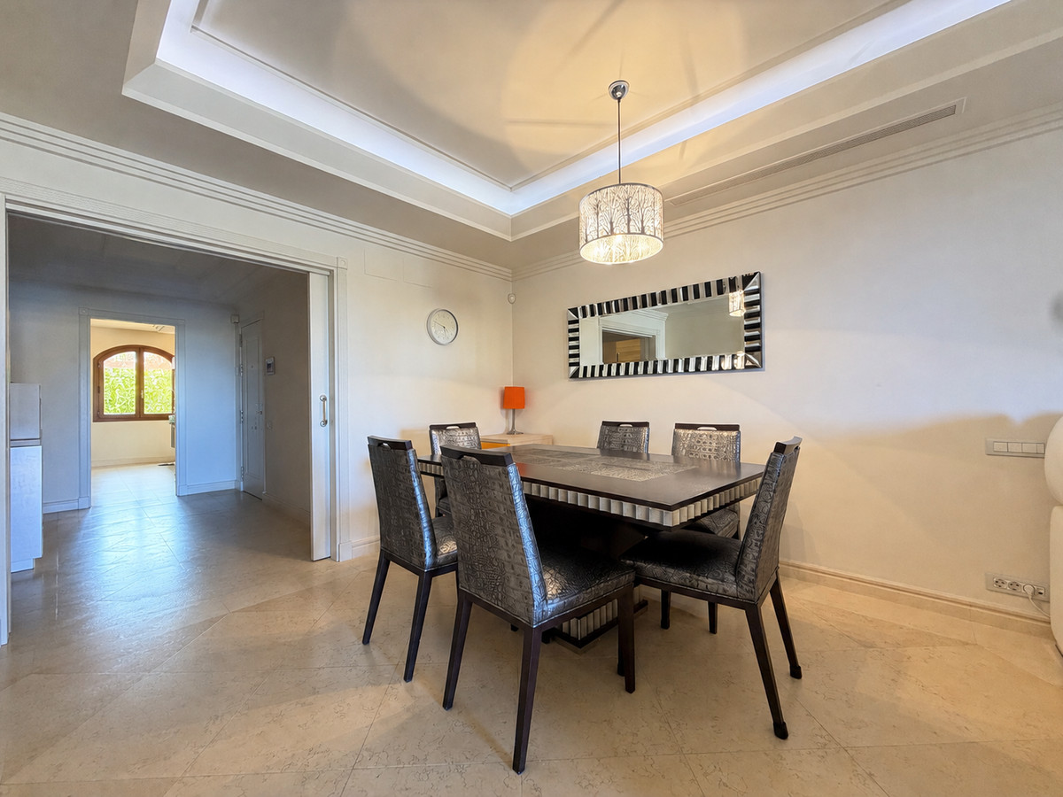 2 Bed Apartment for sale in Estepona Costa Del Sol, Málaga, Spain