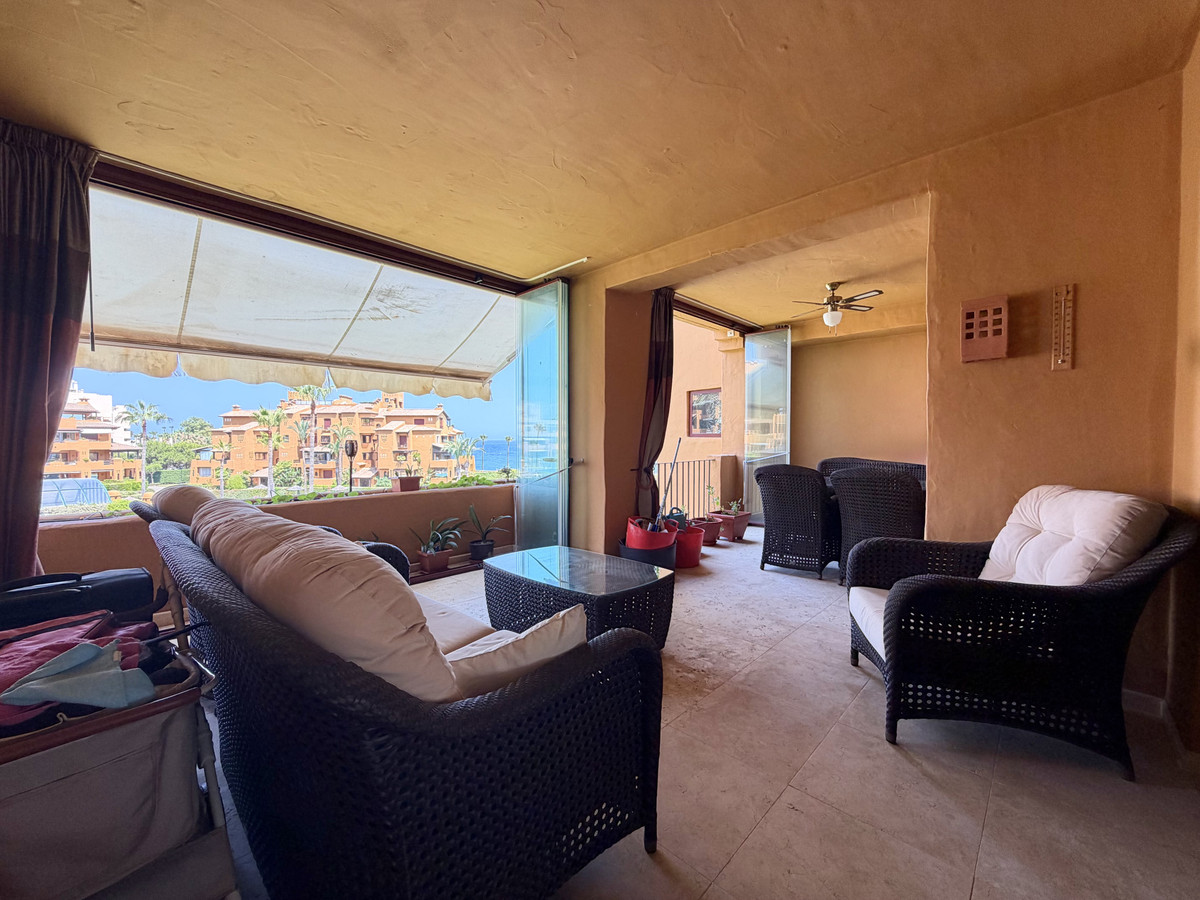 2 Bed Apartment for sale in Estepona Costa Del Sol, Málaga, Spain