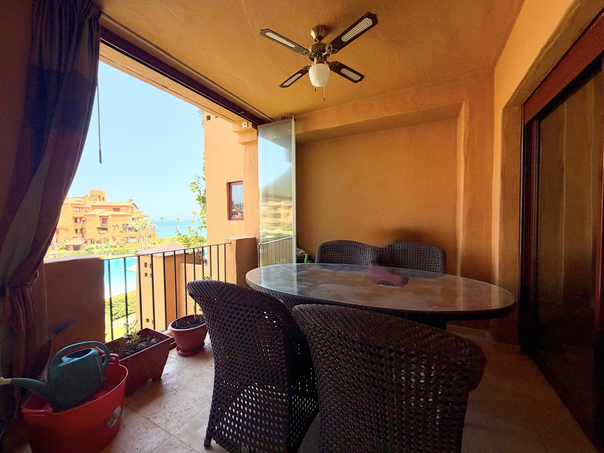 2 Bed Apartment for sale in Estepona Costa Del Sol, Málaga, Spain