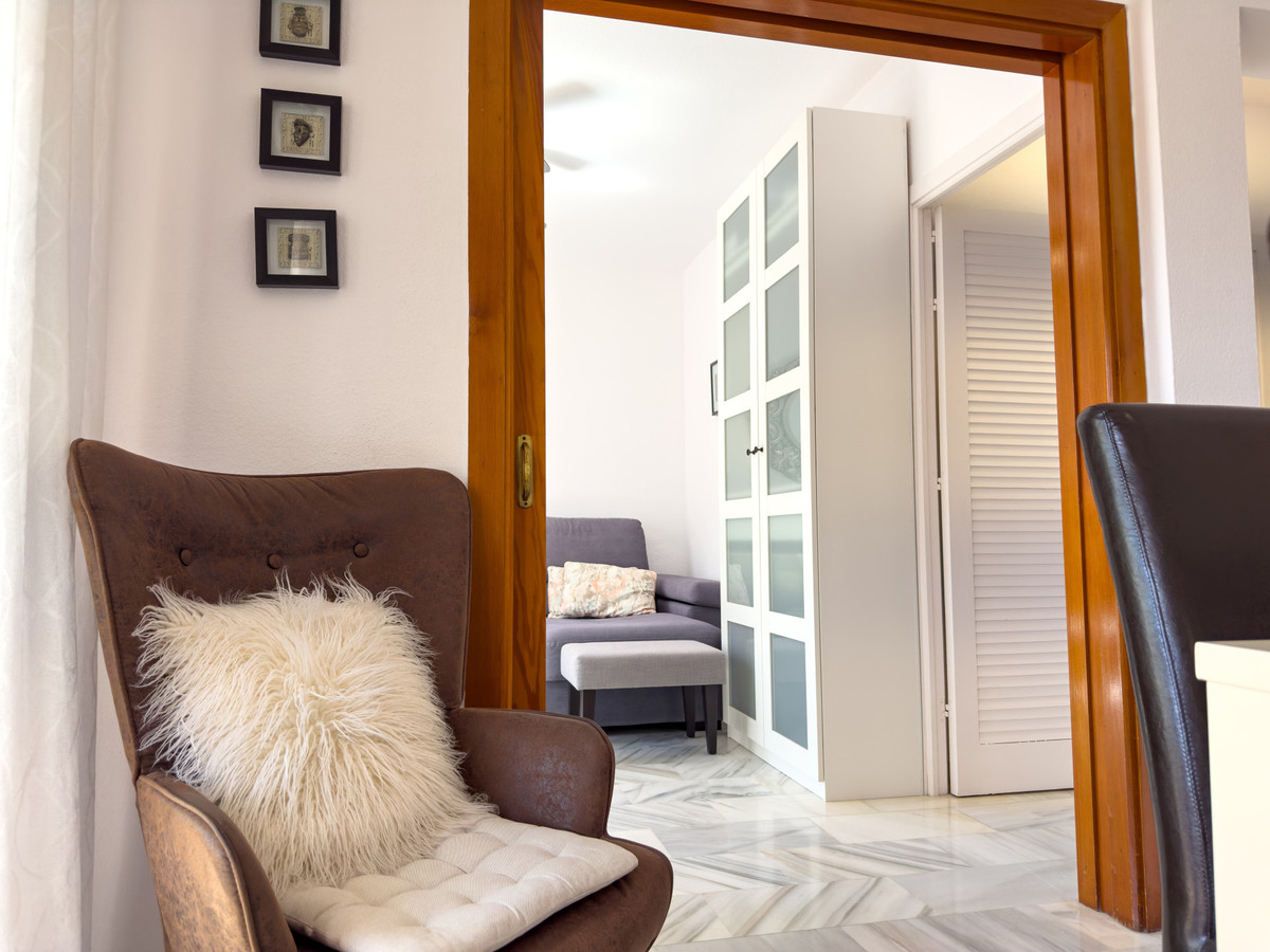 2 Bed Apartment for sale in La Duquesa Costa Del Sol, Málaga, Spain