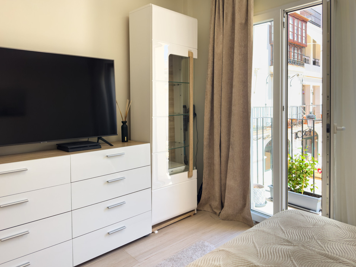 2 Bed Apartment for sale in La Duquesa Costa Del Sol, Málaga, Spain