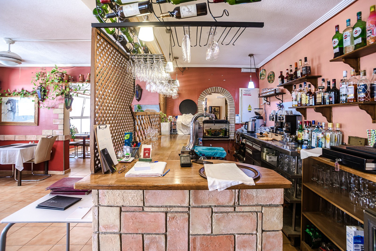 Commercial unit for sale in La Veleta Costa Blanca, Alicante, Spain