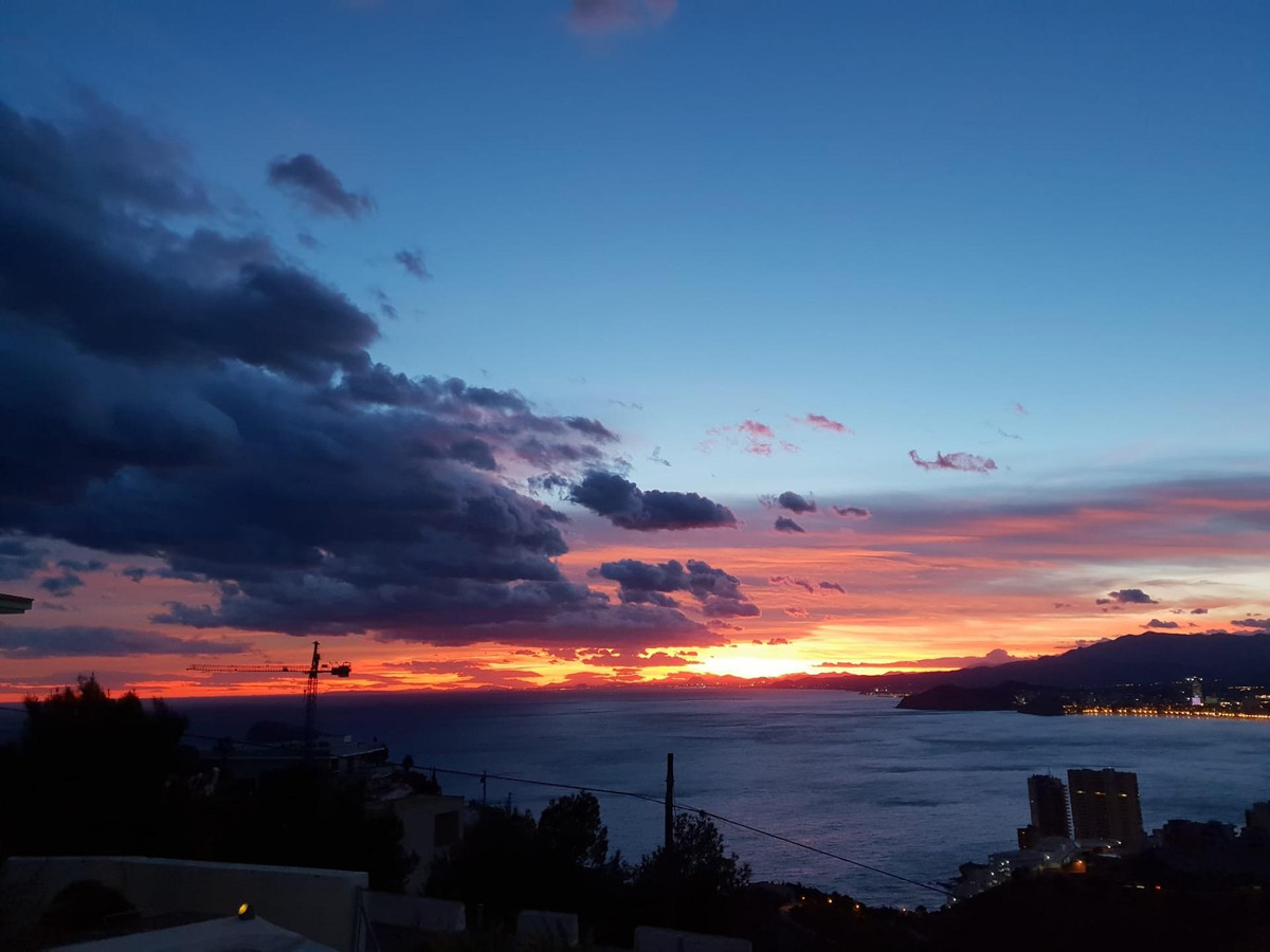 4 Bed Townhouse for sale in Benidorm Costa Blanca, Alicante, Spain