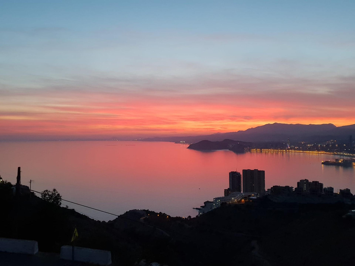4 Bed Townhouse for sale in Benidorm Costa Blanca, Alicante, Spain