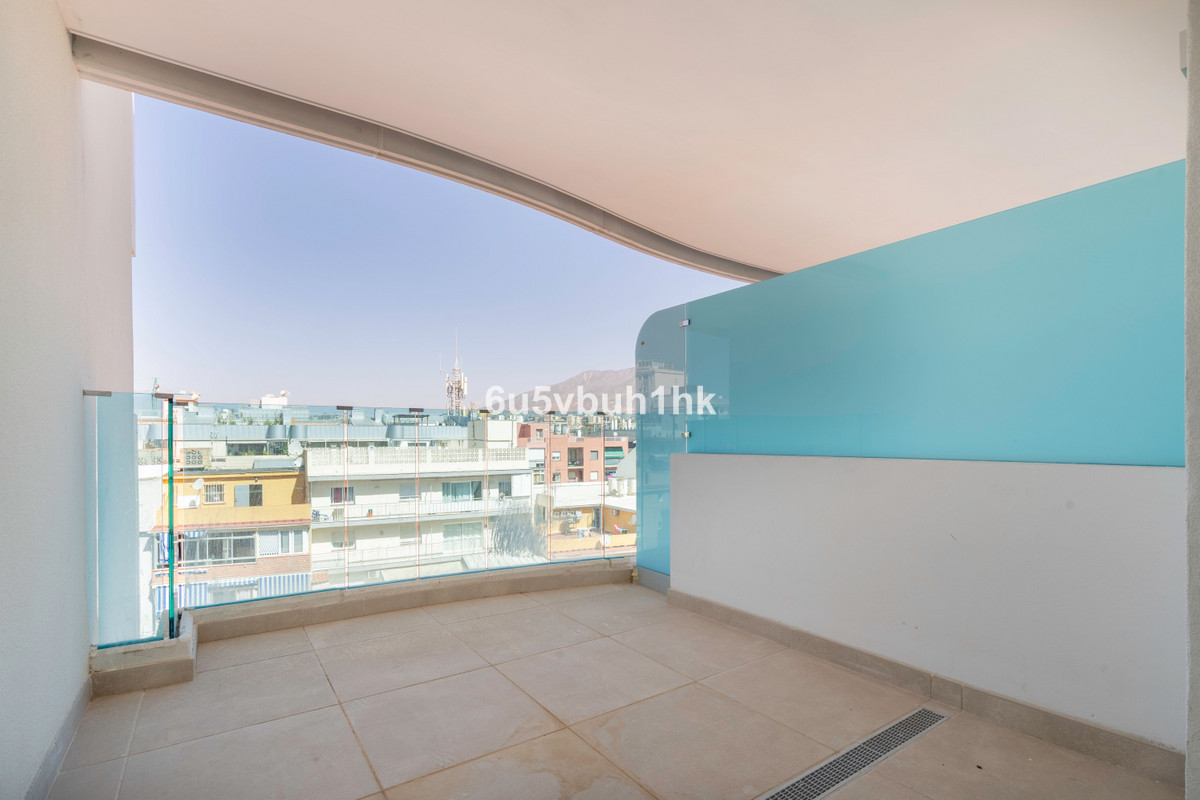 3 Bed Apartment for sale in Fuengirola Costa Del Sol, Málaga, Spain