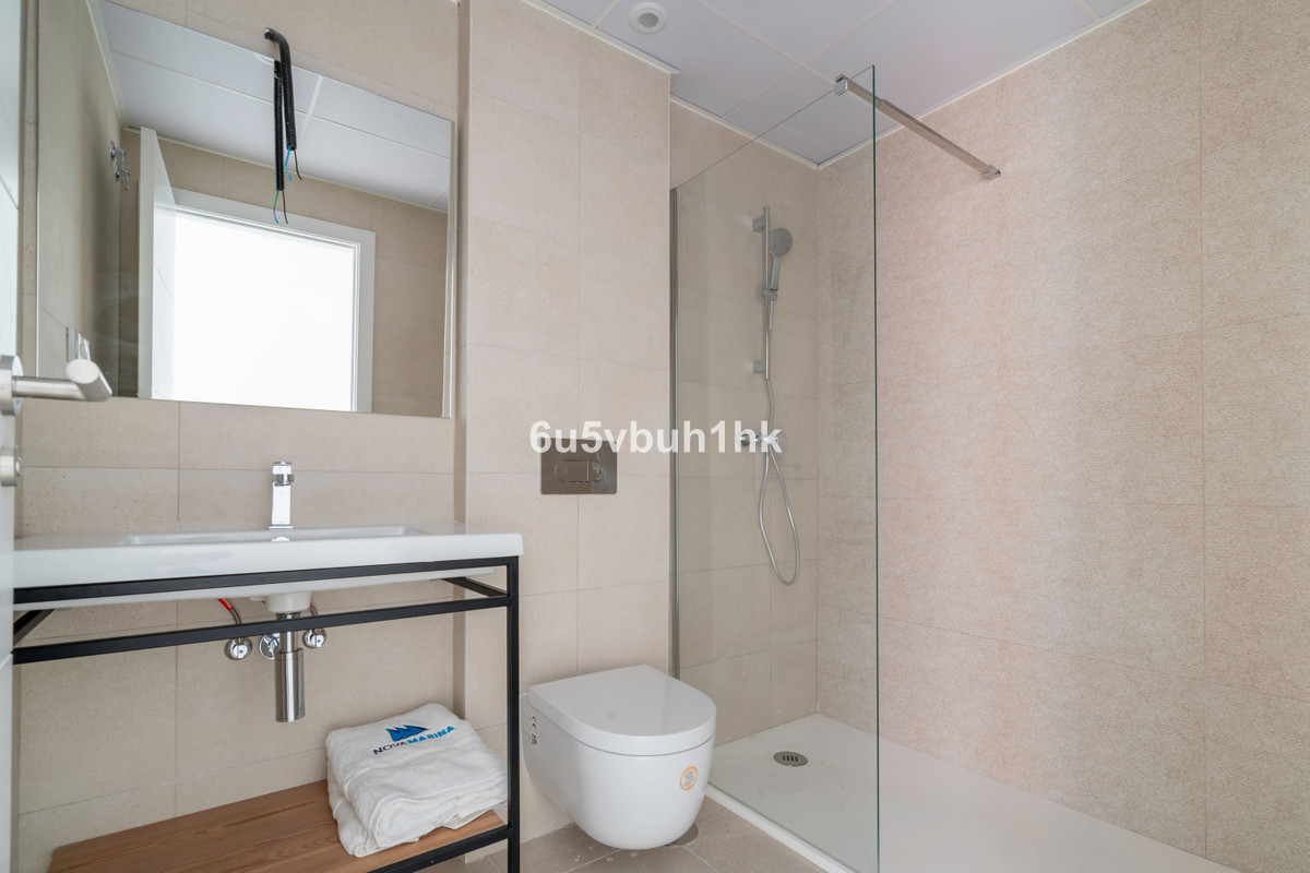 3 Bed Apartment for sale in Fuengirola Costa Del Sol, Málaga, Spain