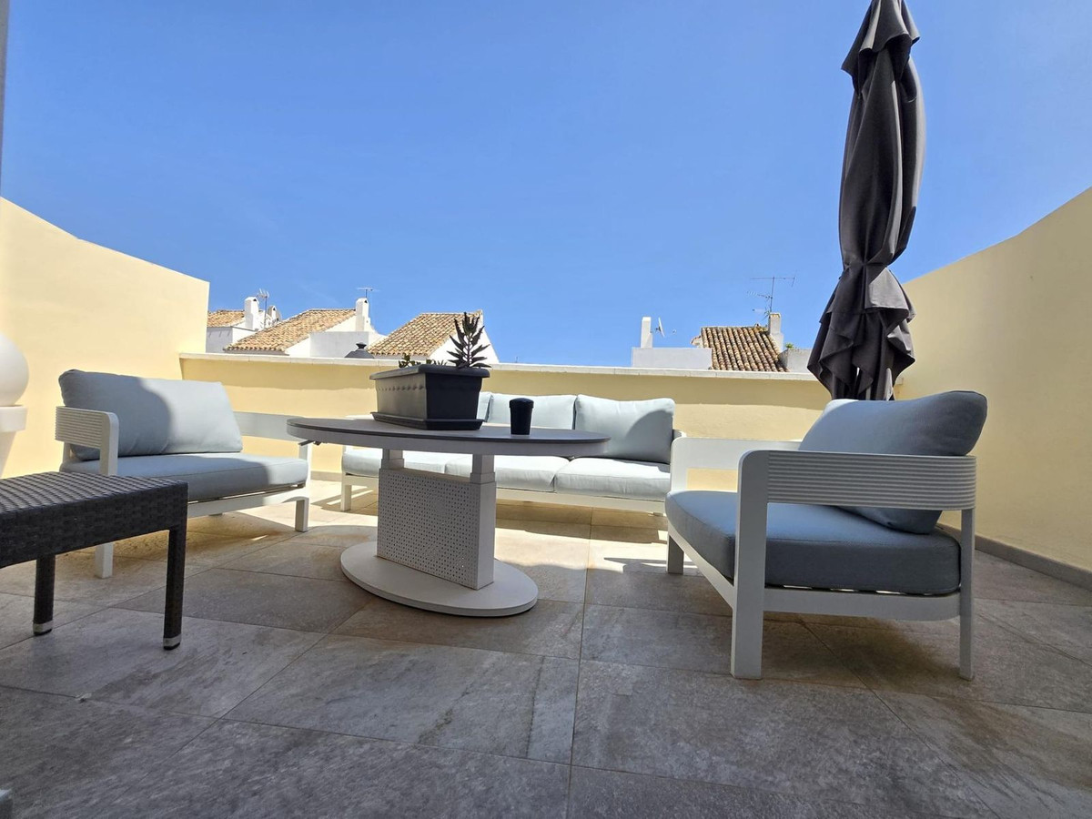 4 Bed Townhouse for sale in Los Boliches Costa Del Sol, Málaga, Spain