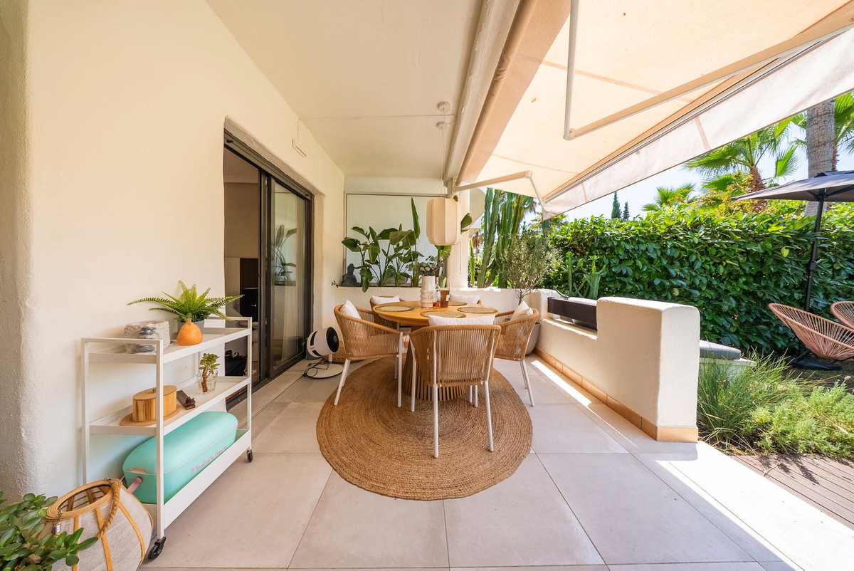 Se vende Apartamento Planta Baja de 2 dormitorios en Costa Del Sol, Málaga, España