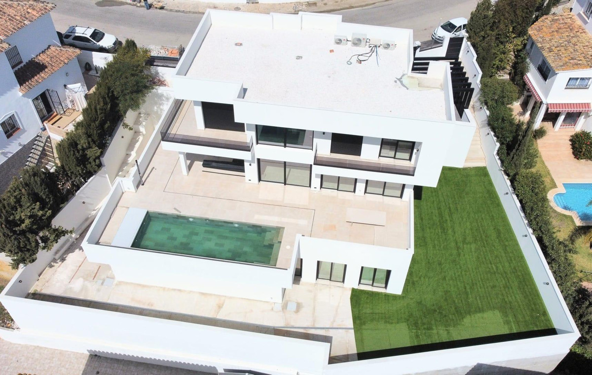 3 Bed Townhouse for sale in Riviera Del Sol Costa Del Sol, Málaga, Spain