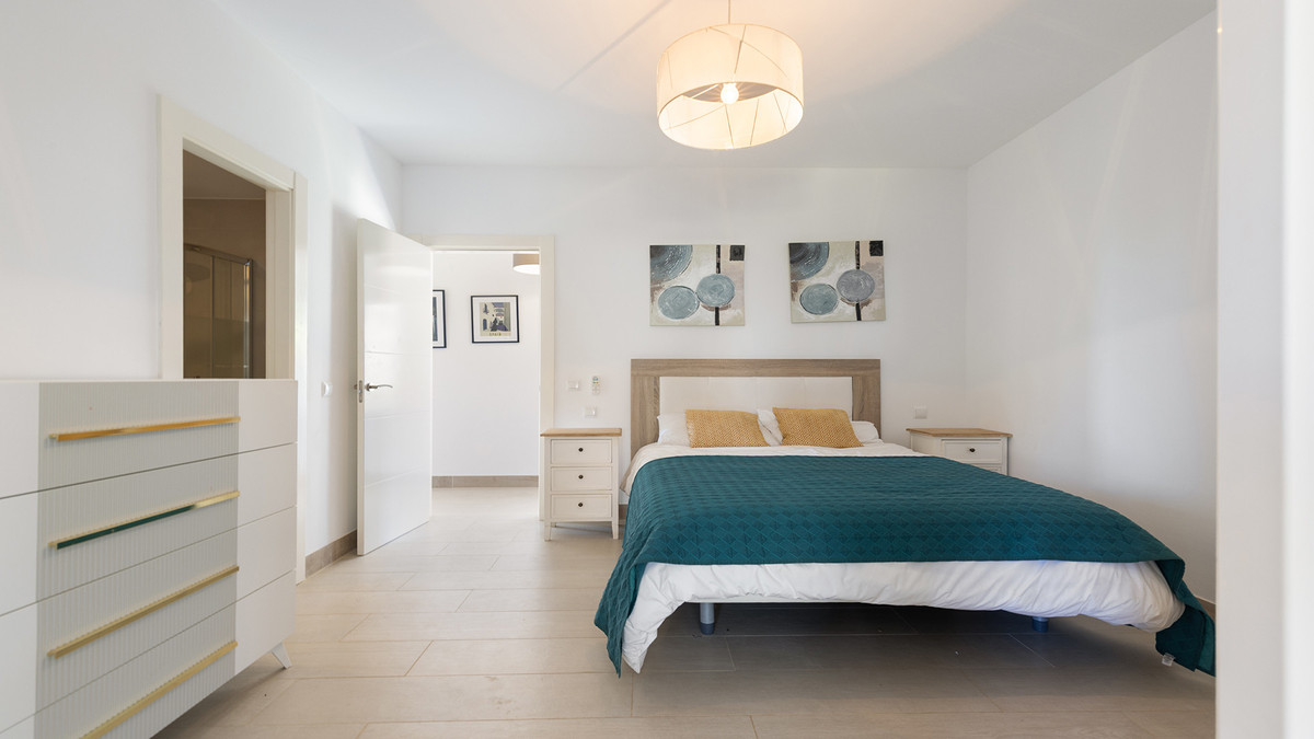 4 Bed Townhouse for sale in Manilva Costa Del Sol, Málaga, Spain