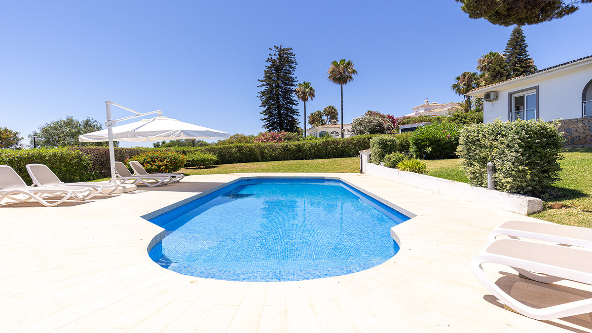 4 Bed Townhouse for sale in Manilva Costa Del Sol, Málaga, Spain