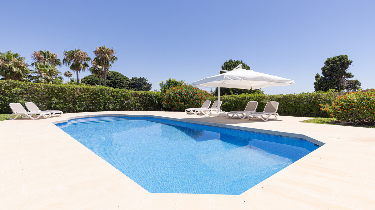 4 Bed Townhouse for sale in Manilva Costa Del Sol, Málaga, Spain