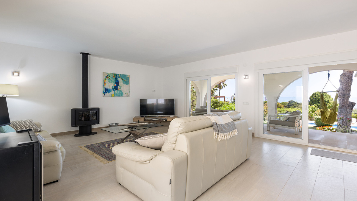 4 Bed Townhouse for sale in Manilva Costa Del Sol, Málaga, Spain