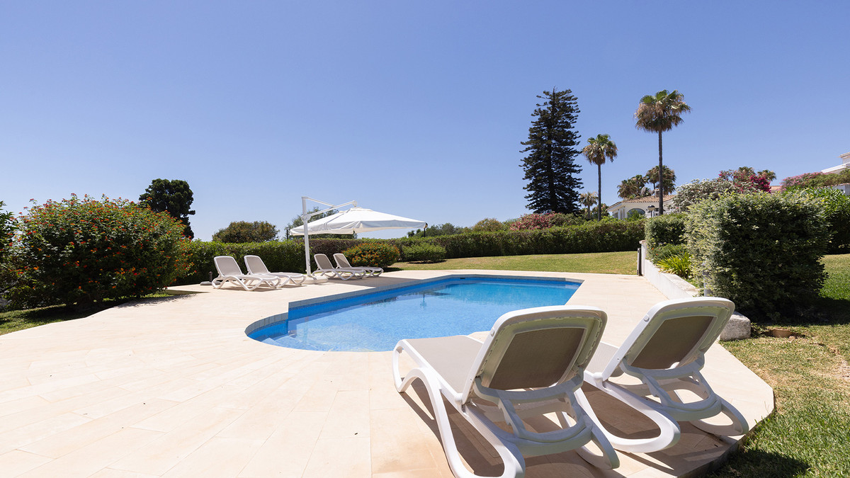 4 Bed Townhouse for sale in Manilva Costa Del Sol, Málaga, Spain