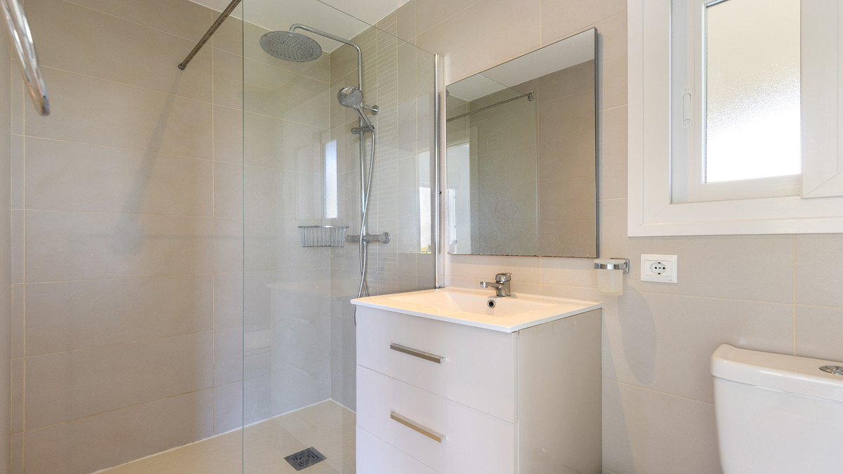 4 Bed Townhouse for sale in Manilva Costa Del Sol, Málaga, Spain